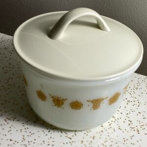 Vintage Pyrex Butterfly Gold sugar bowl with original lid